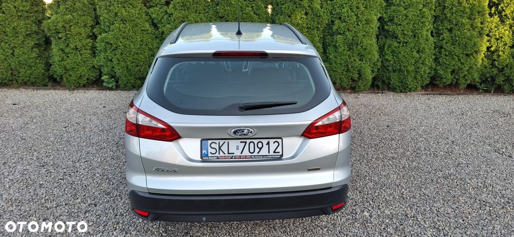 Ford Focus - 36