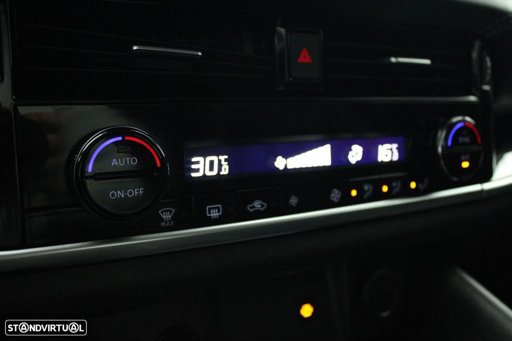 Nissan Qashqai 1.5 e-Power N-Connecta - 24