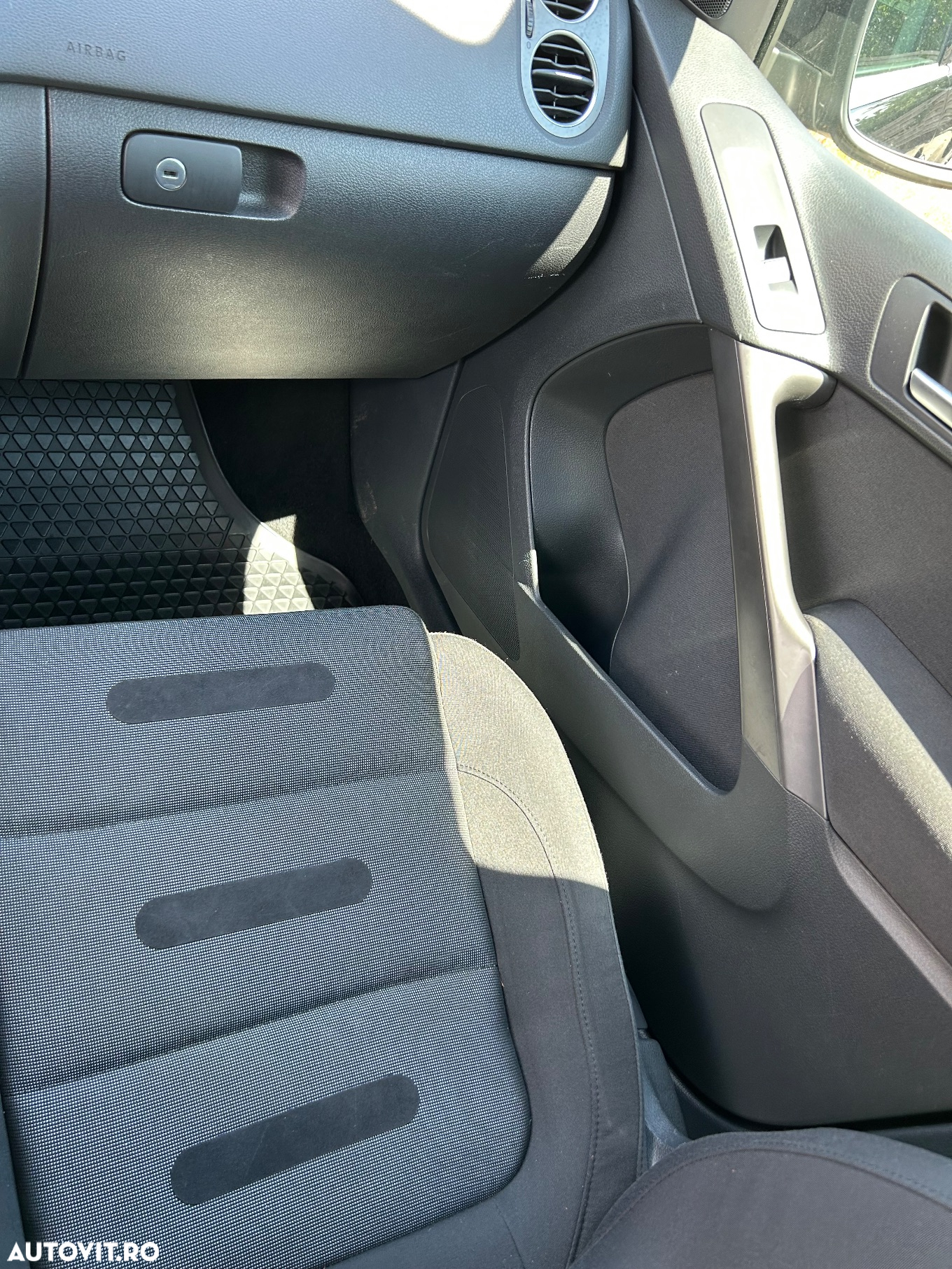 Volkswagen Tiguan - 8