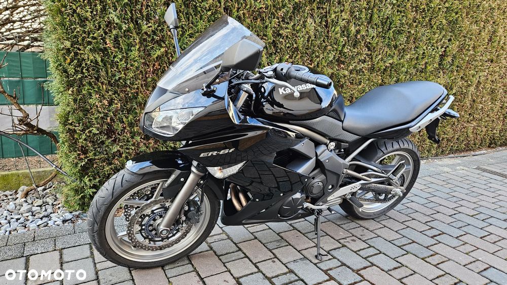 Kawasaki ER - 7