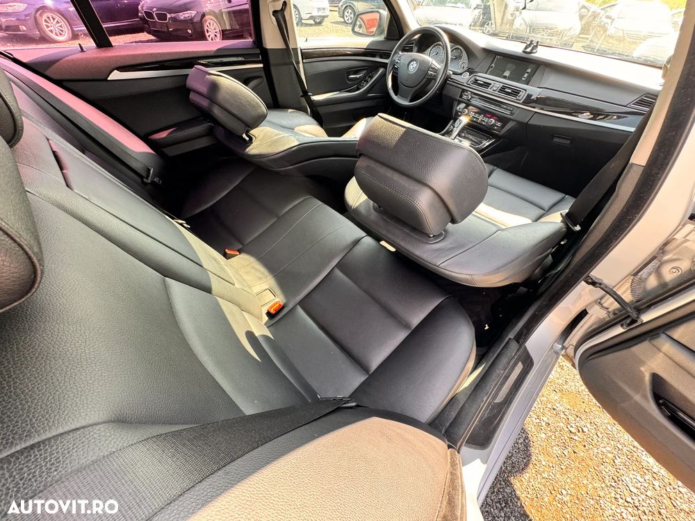 BMW Seria 5 520d Aut. - 30