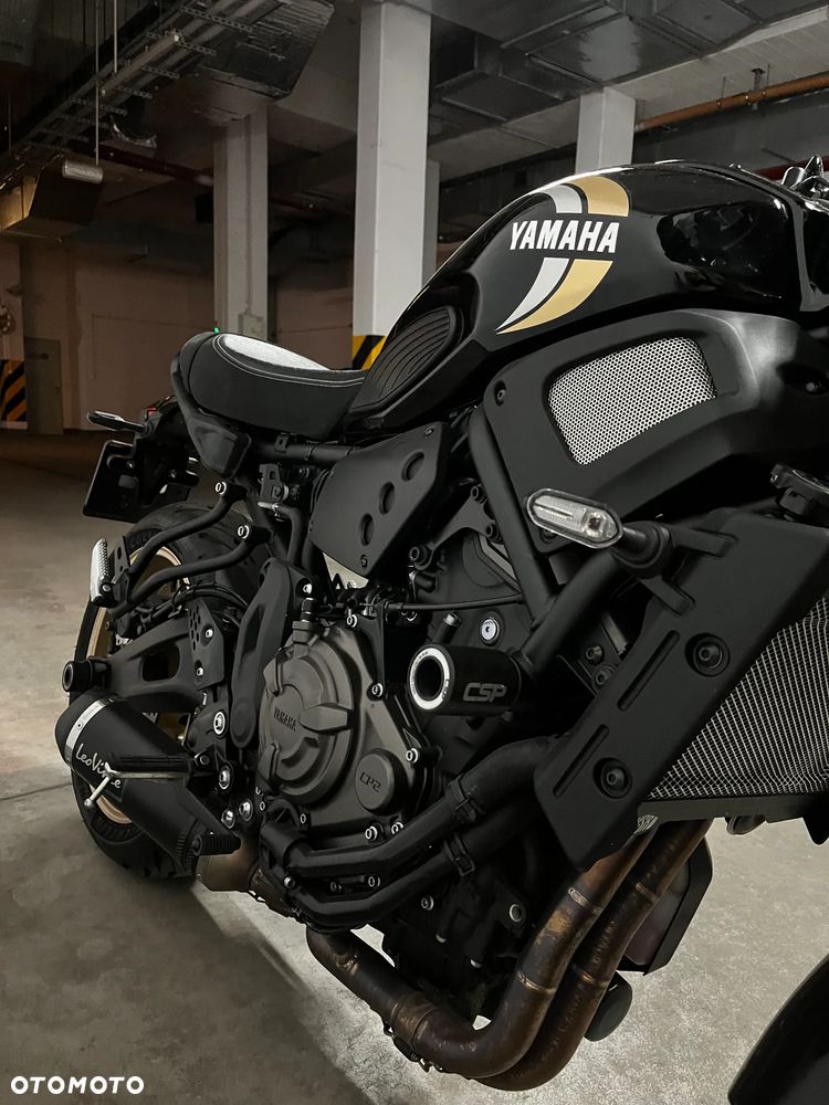 Yamaha XSR - 18