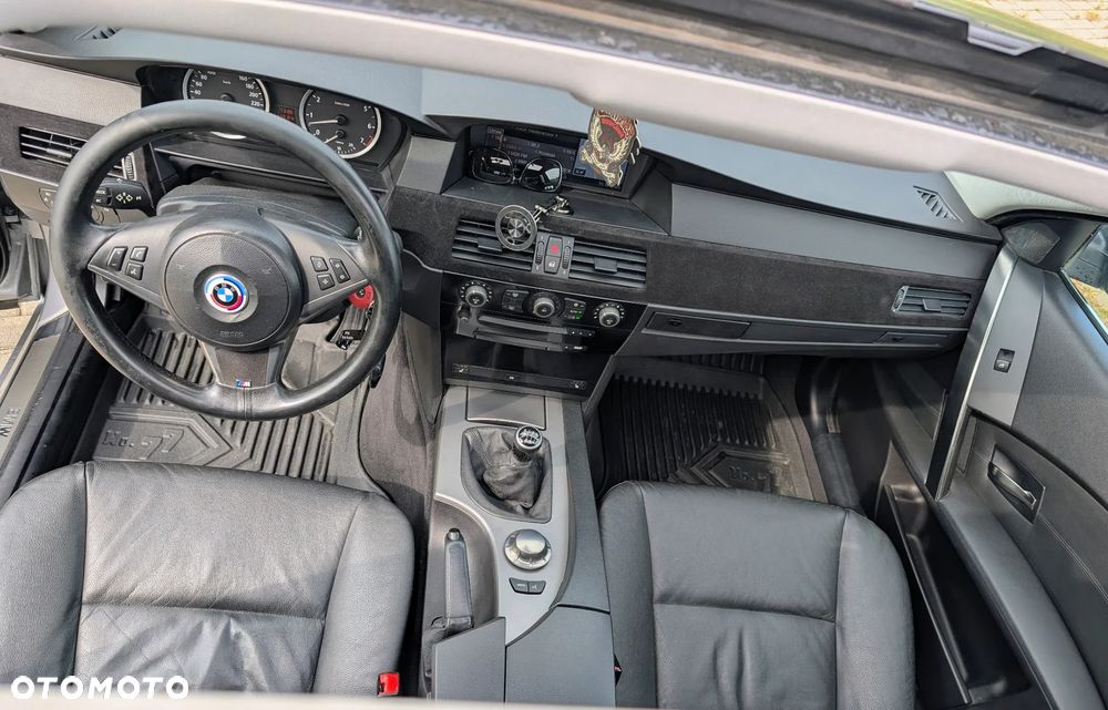 BMW Seria 5 530i - 12