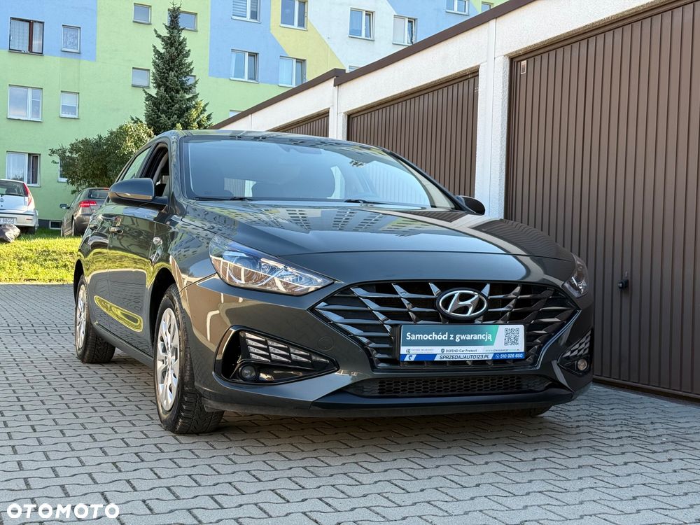 Hyundai i30 1.5 DPI Classic + - 20