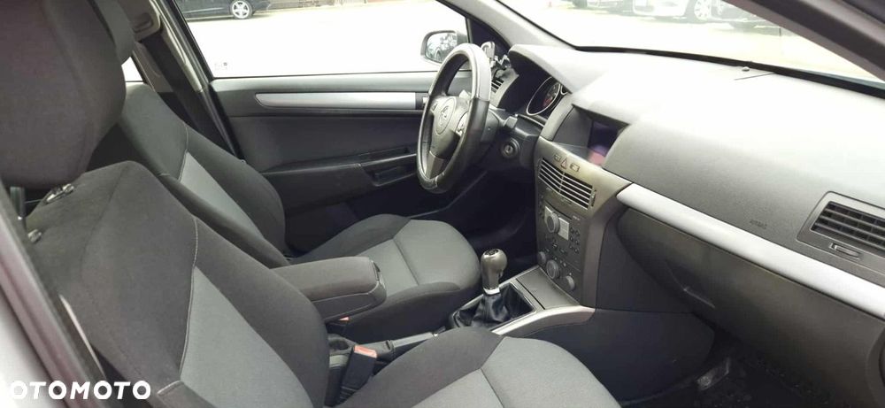 Opel Astra - 8