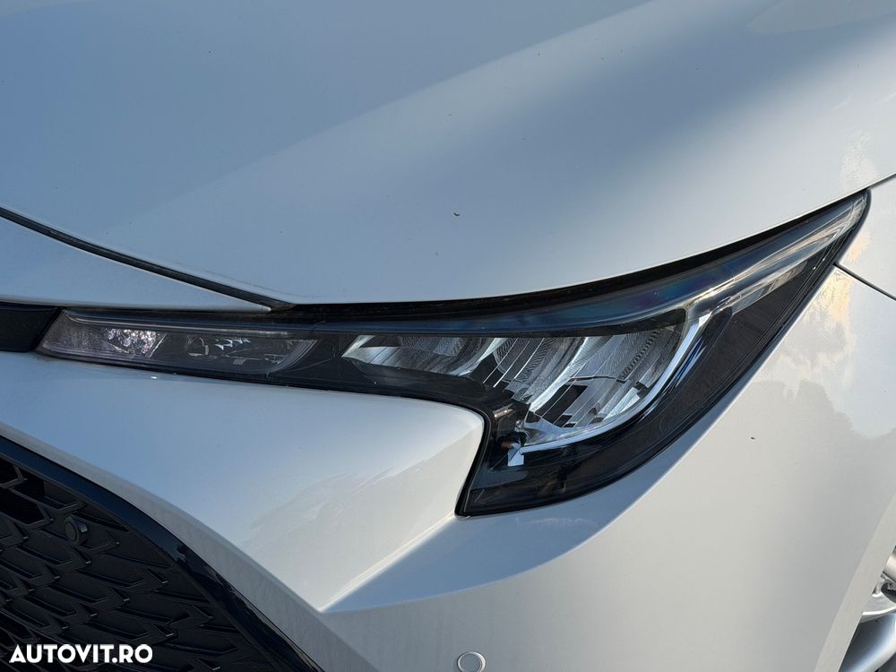 Toyota Corolla - 3