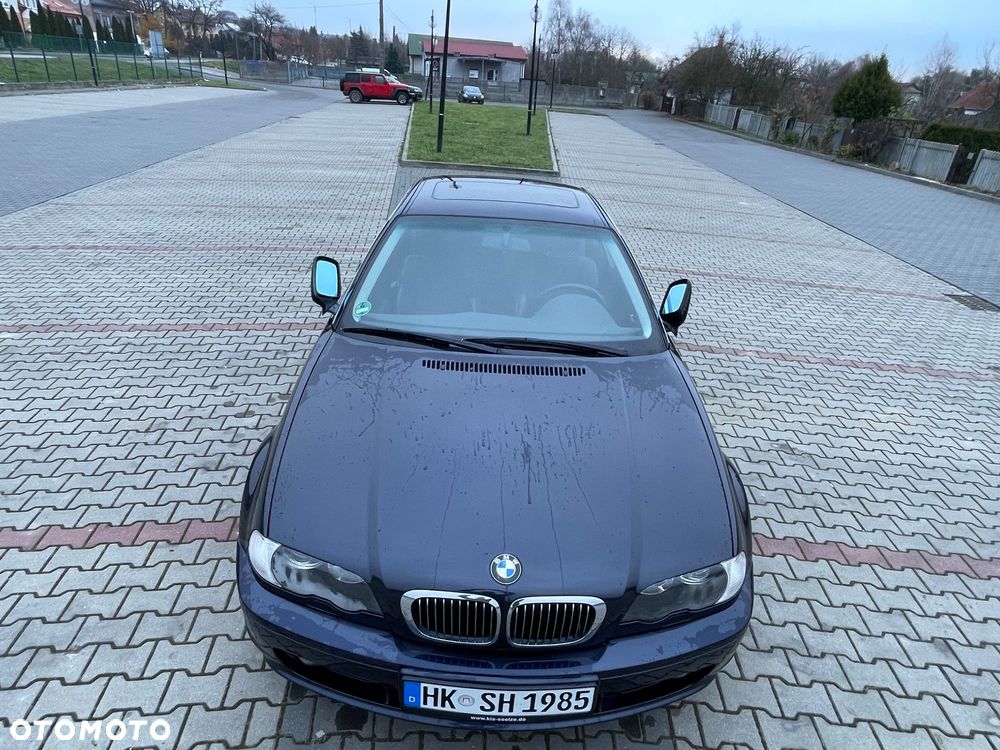 BMW Seria 3 323Ci - 11