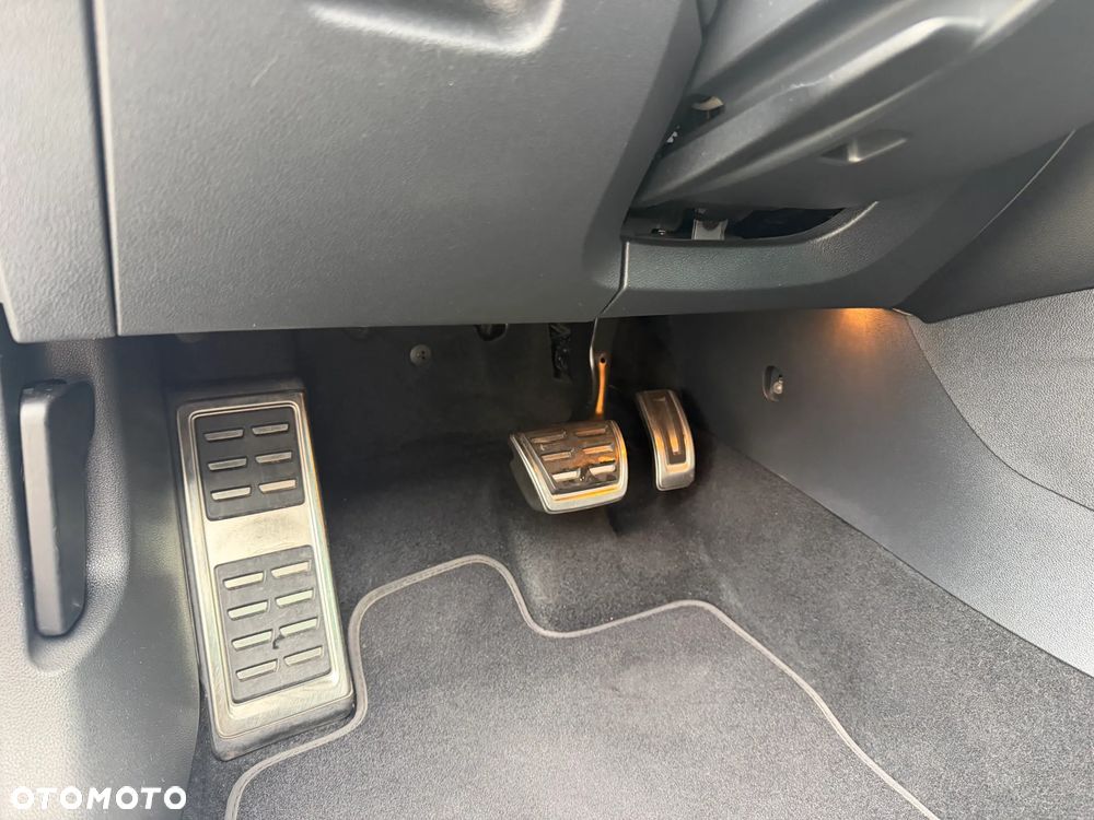Skoda Octavia 2.0 TDI RS DSG - 13
