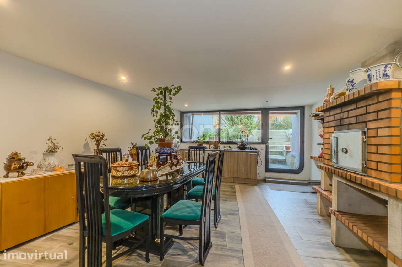 Moradia T2 com jardim e piscina| Argoncilhe - Grande imagem: 5/23