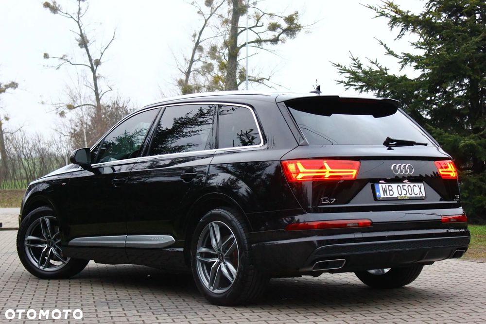Audi Q7 - 6