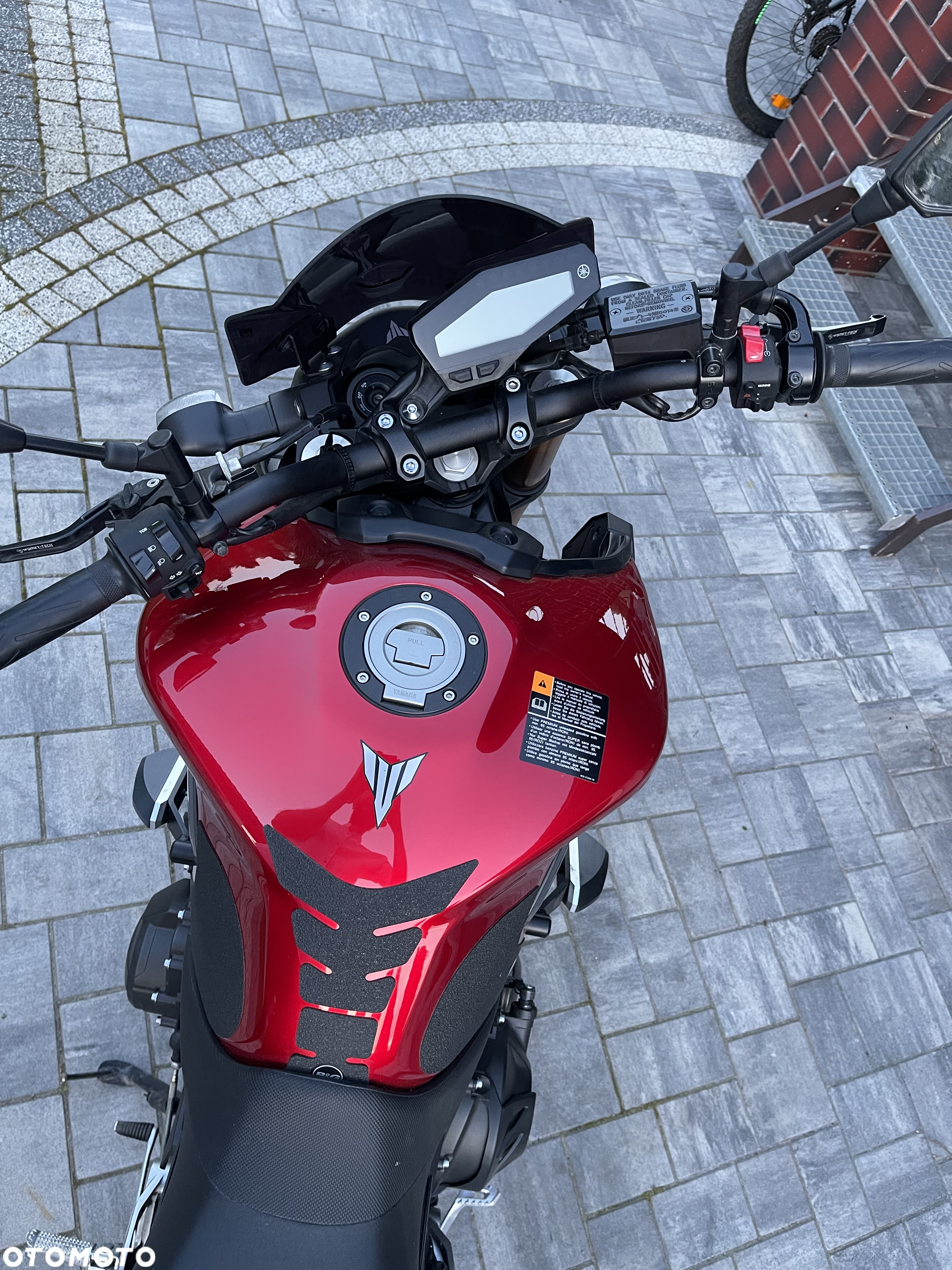 Yamaha MT - 13