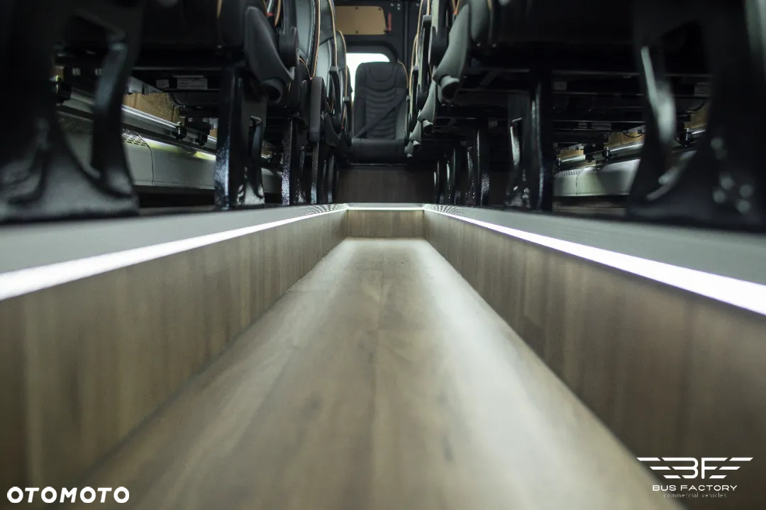Mercedes-Benz Sprinter 519 BUS FACTORY Tourist Line - 39