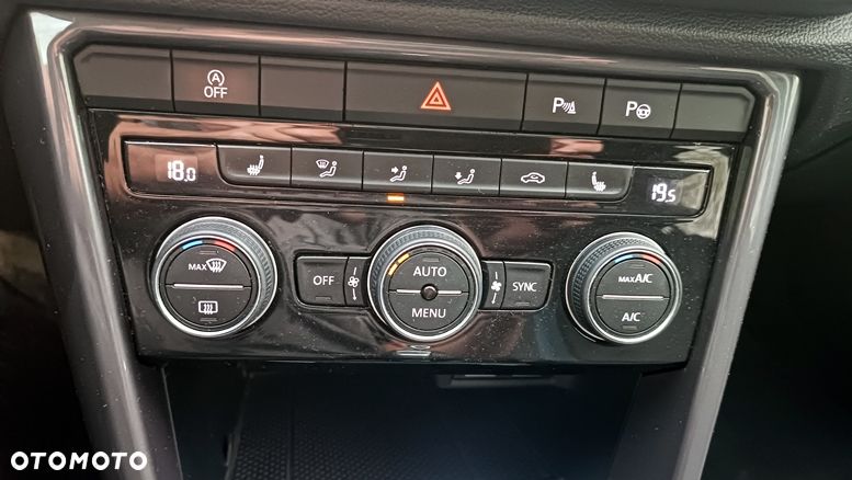 Volkswagen T-Roc 2.0 TDI SCR 4MOTION DSG IQ.DRIVE - 17