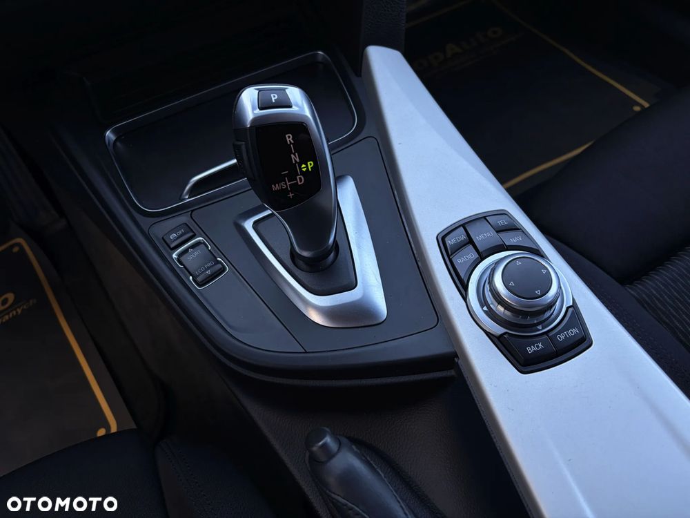 BMW Seria 4 420d - 29