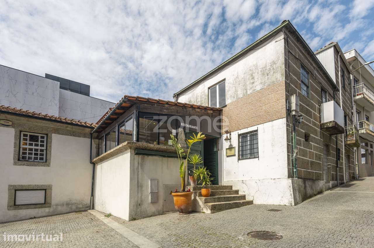 Prédio p/ investimento - centro de Lousada com rendimento e potencial - Grande imagem: 5/50