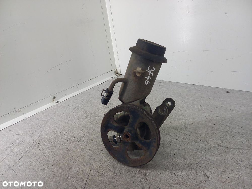 POMPA WSPOMAGANIA TOYOTA YARIS VERSO 1.5 i 16V - 1