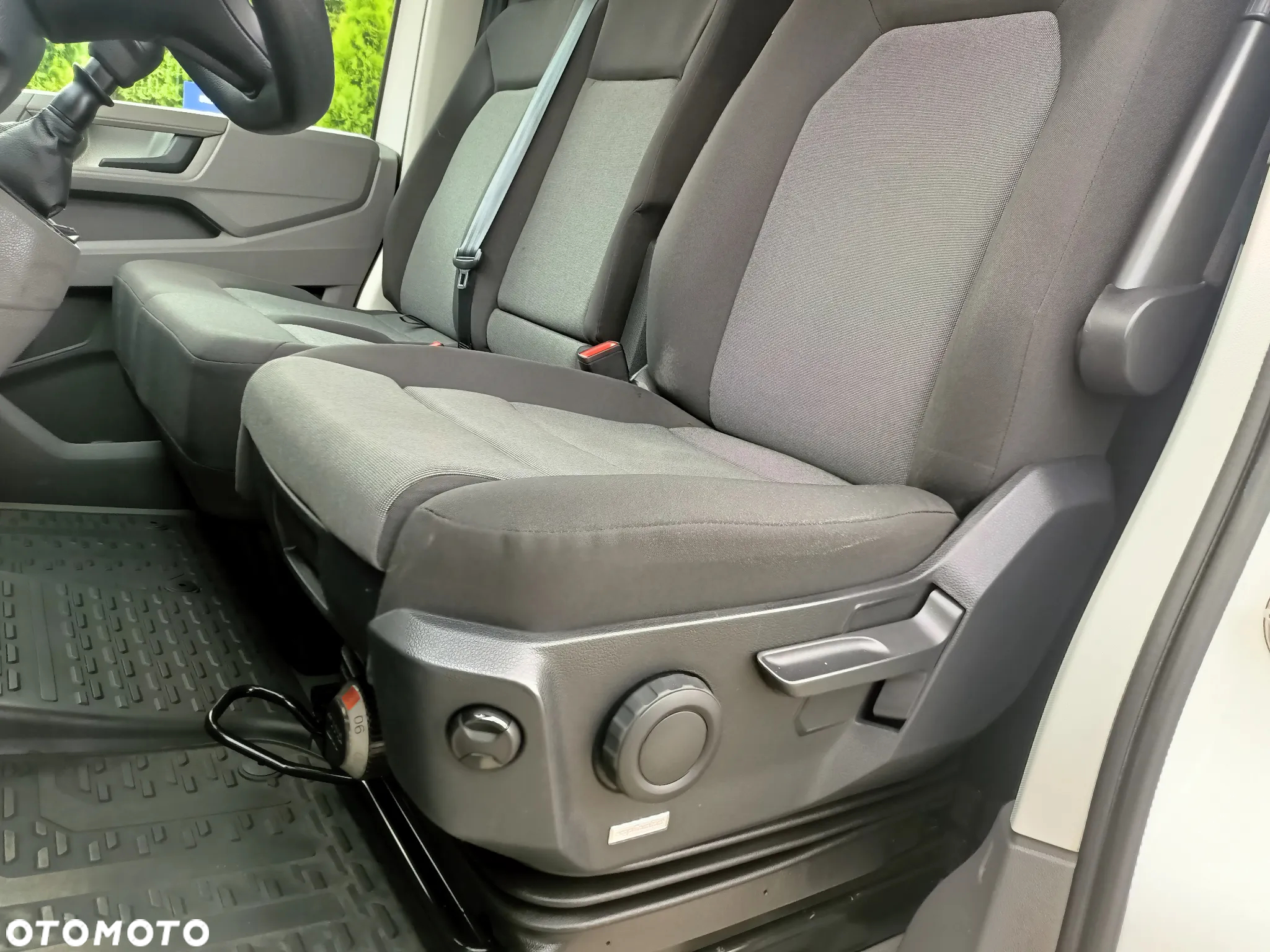 Volkswagen CRAFTER L4H2 MAXI - 32