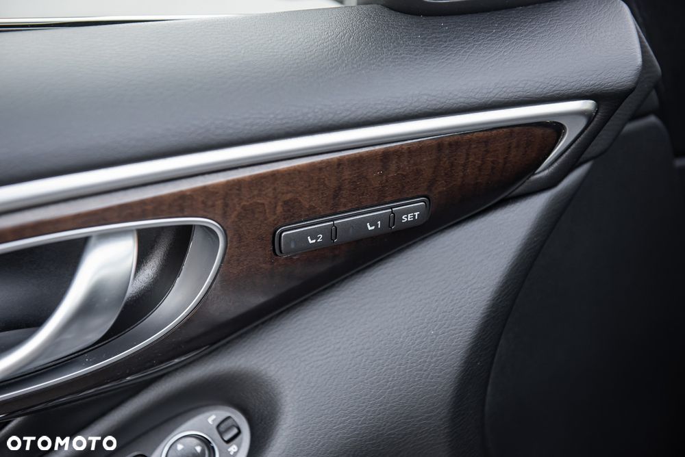 Infiniti Q50 Q50(S) 2.0t Sport Tech - 17