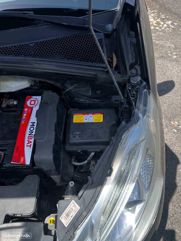 Peugeot 208 - 22