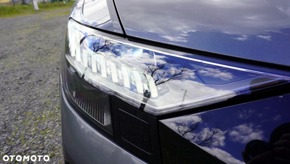 Audi RS Q8 TFSI Quattro Tiptronic - 25