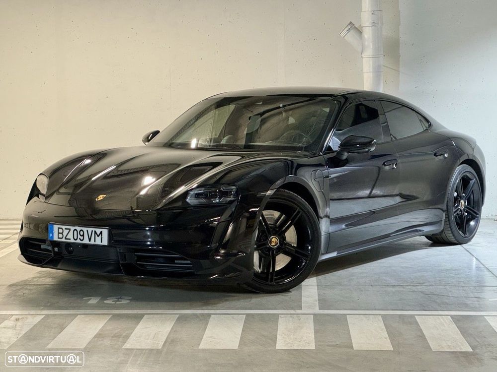 Porsche Taycan Turbo - 1