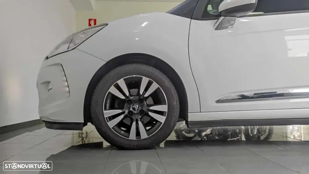 Citroën DS3 1.6 HDi Airdream So Chic - 36