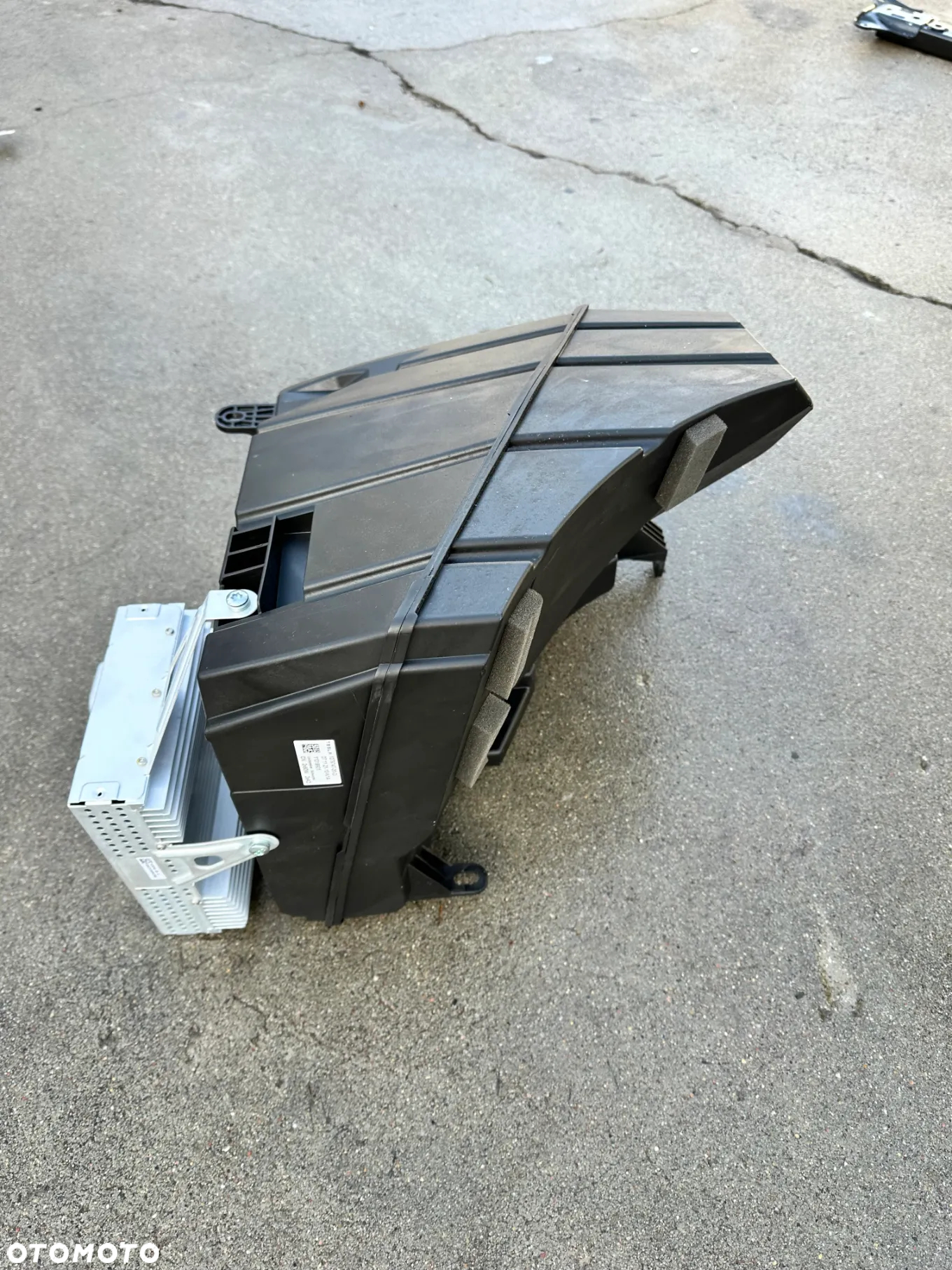 Wzmacniacz Subwoofer Tesla Model 3 2022r 1079747-00-D - 4
