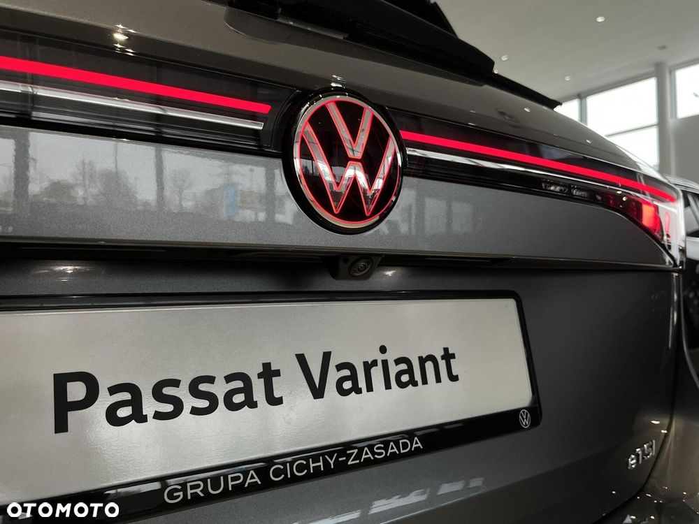 Volkswagen Passat - 13