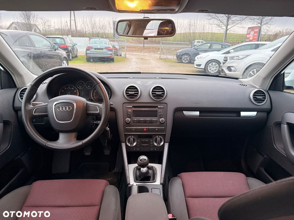 Audi A3 Sportback 1.8 TFSI quattro Attraction - 23