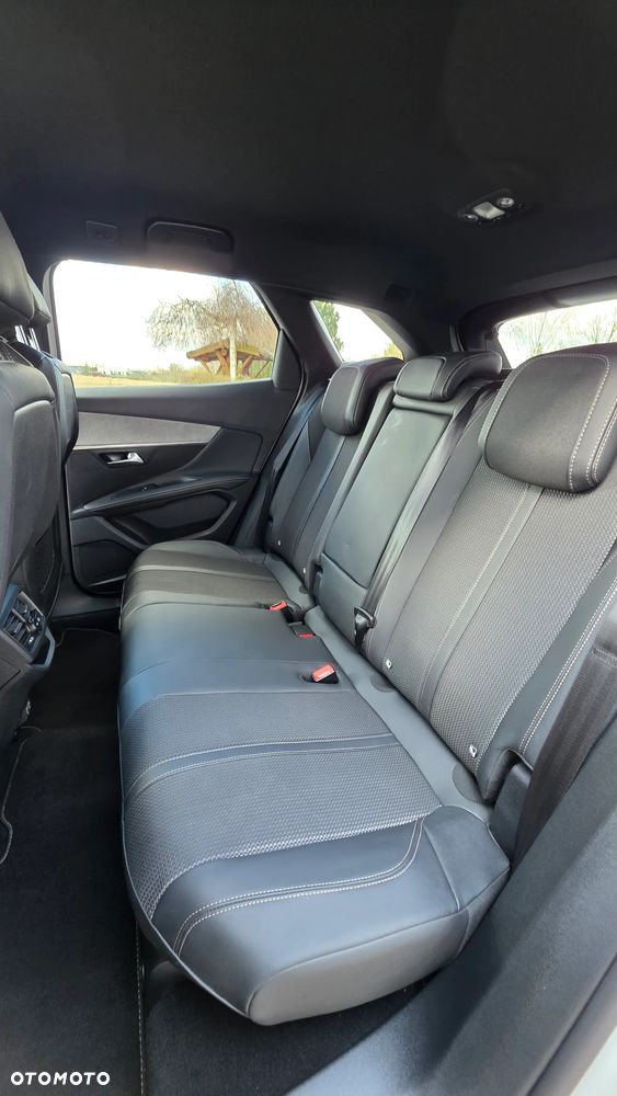 Peugeot 3008 1.5 BlueHDi GT Pack S&S EAT8 - 26