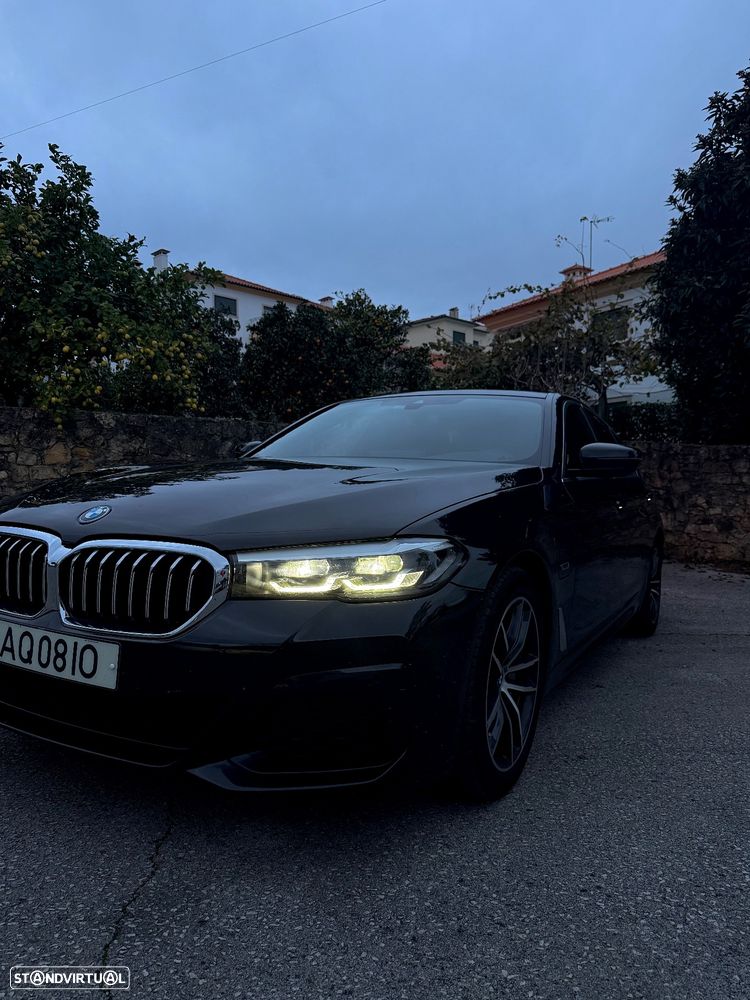 BMW 530 e Pack M - 18