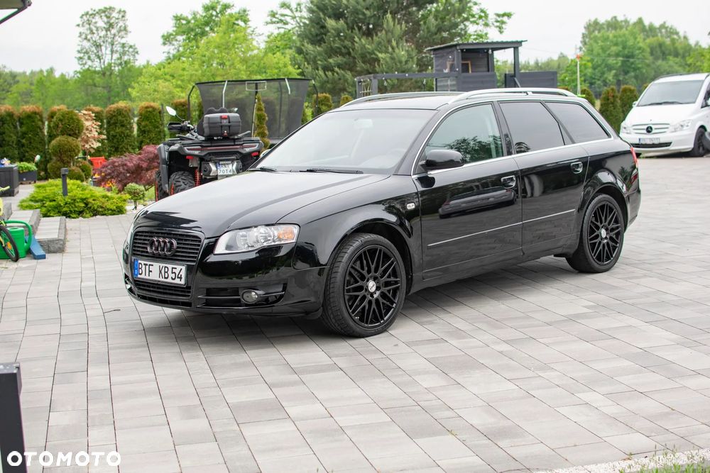 Audi A4 Avant - 26