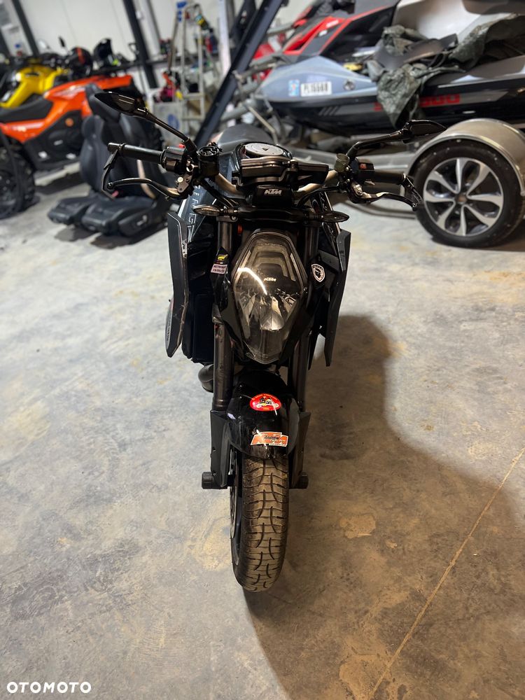 KTM Super Duke - 3