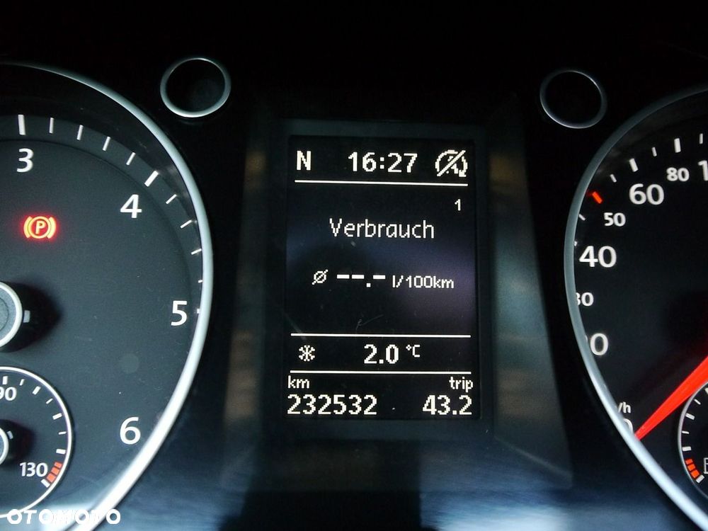 Volkswagen Passat - 17