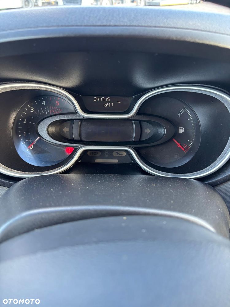 Renault Trafic Grand 1.6 dCi - 13