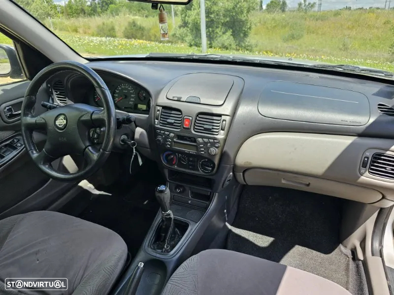 Nissan Almera 1.5 Luxury ABS+AC - 2