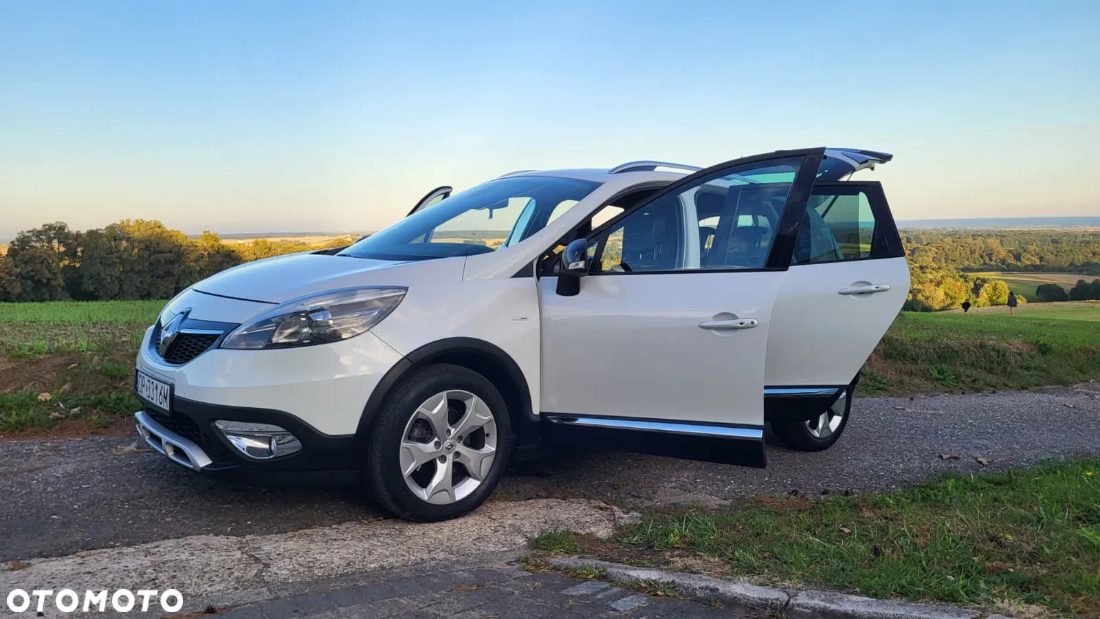 Renault Scenic 1.2 TCe Energy Bose - 8