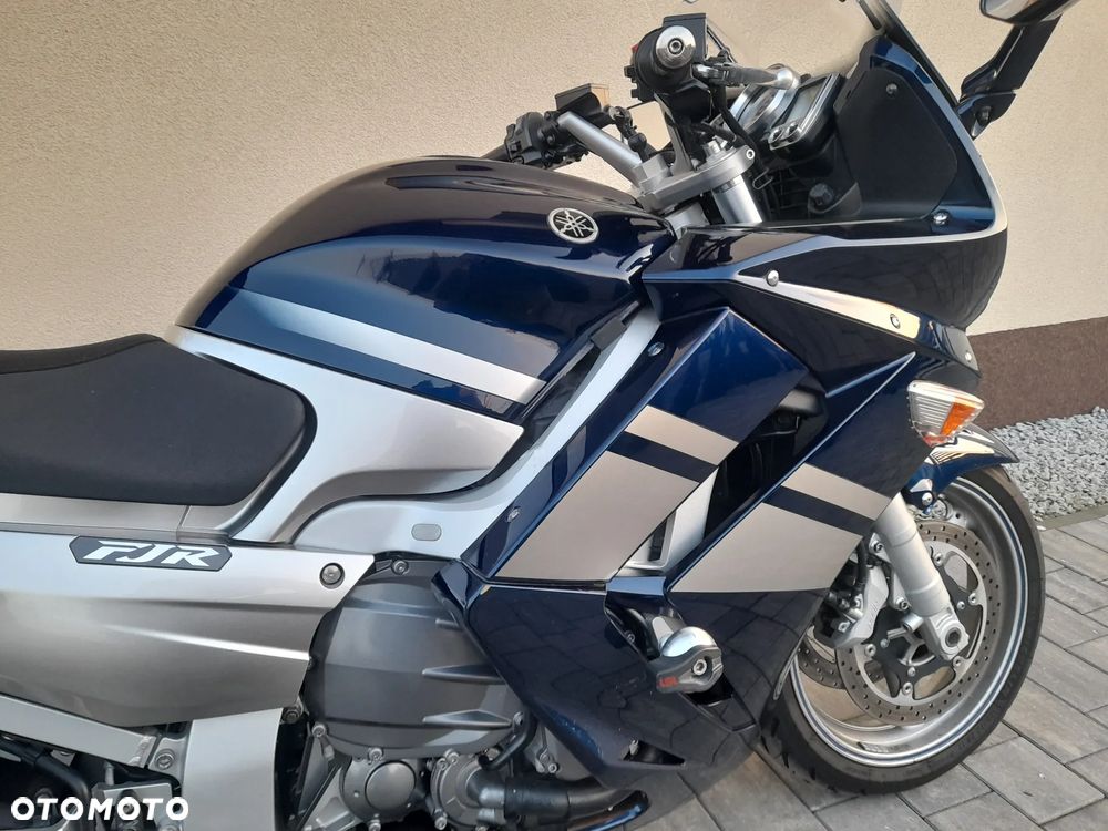 Yamaha FJR - 13