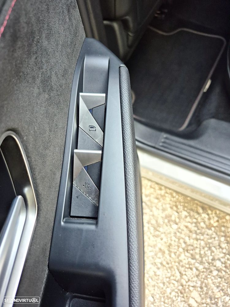 DS DS7 Crossback E-Tense Performance Line EAT8 - 22