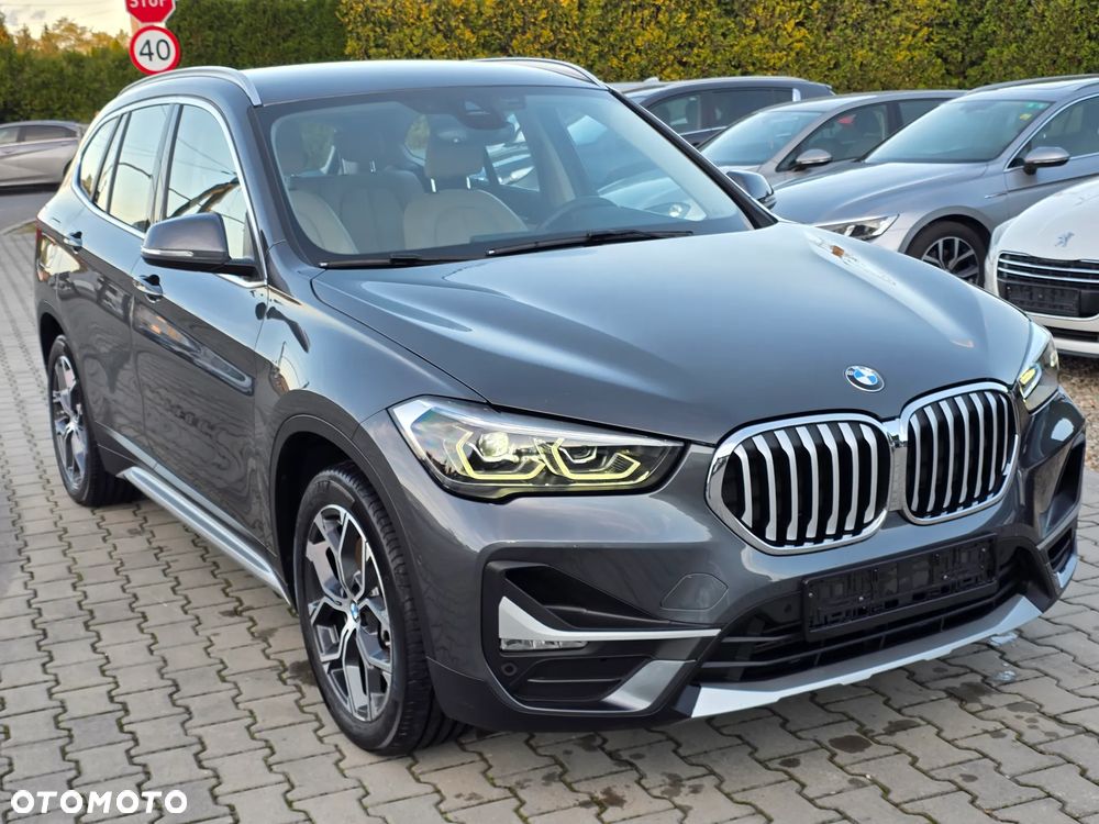 BMW X1 xDrive25e Business Edition - 2