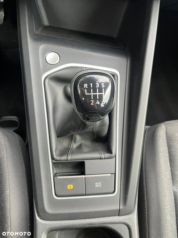 Volkswagen Golf Variant 2.0 TDI SCR Life - 21