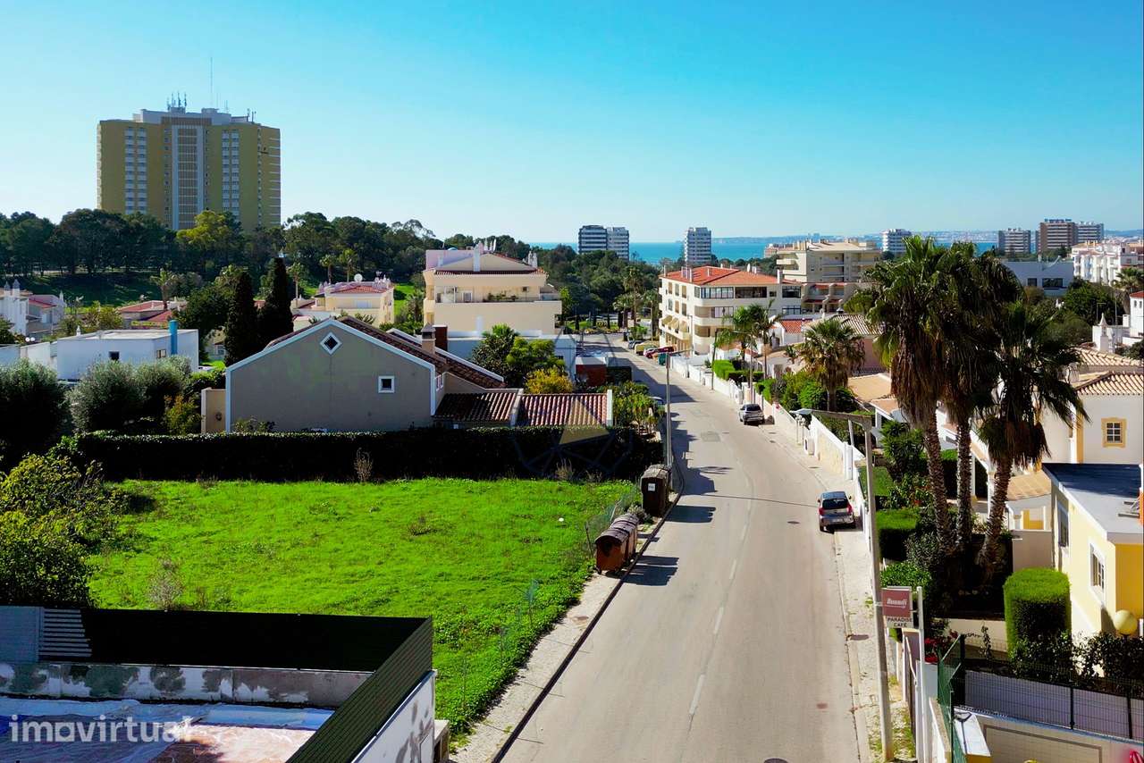 Terreno de 542 m2 e projeto para moradia a cerca de 900 metros das Pra - Grande imagem: 2/25