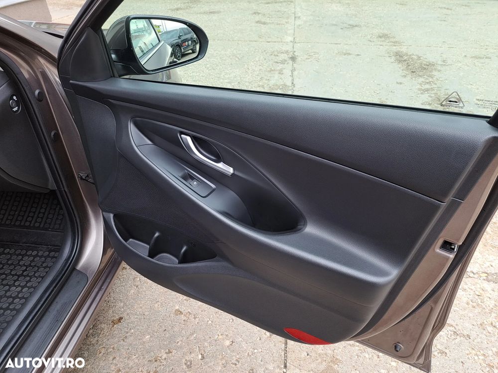 Hyundai i30 - 22