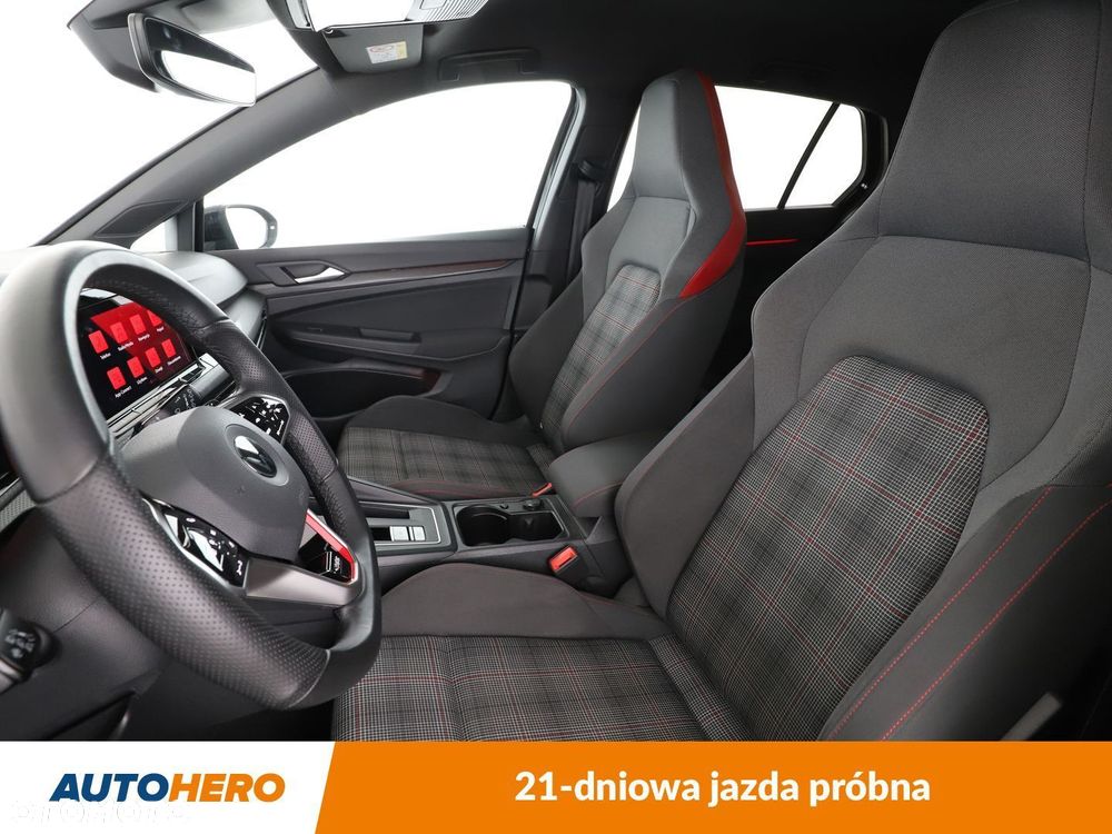 Volkswagen Golf VIII 2.0 TSI GTI DSG - 11