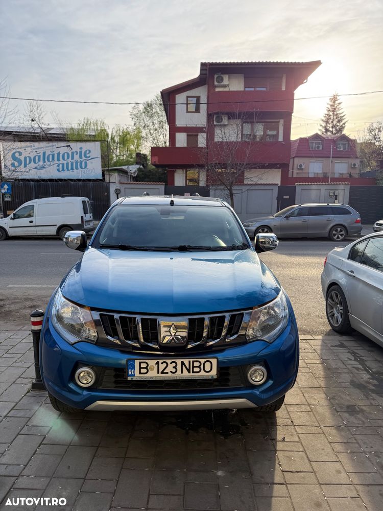 Mitsubishi L200 Pick Up 4x4 S&S Double Cab Basis - 14