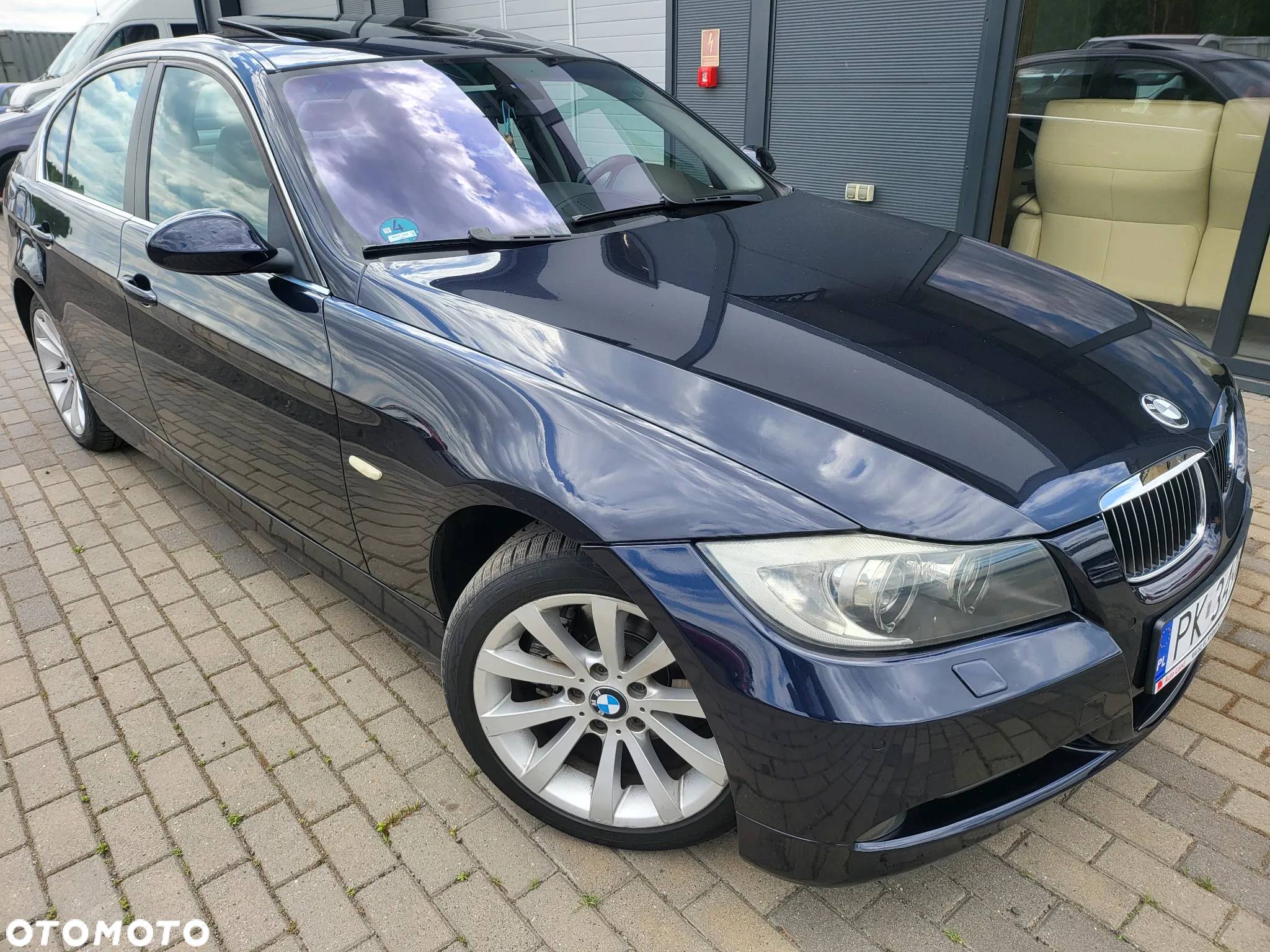 BMW Seria 3 325i - 37
