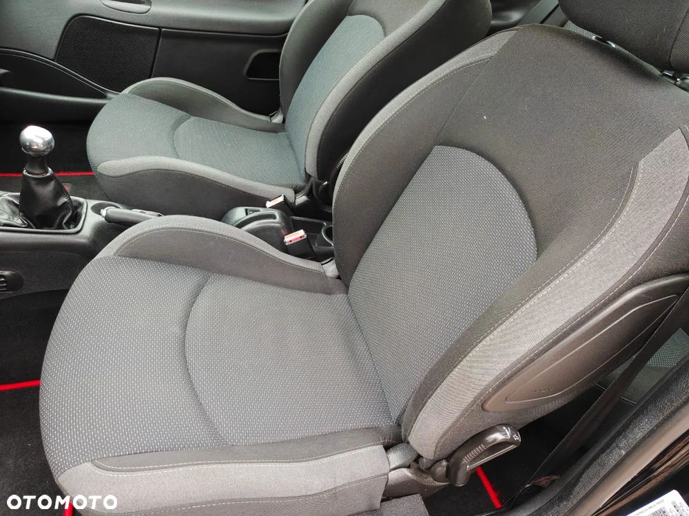 Peugeot 206 plus 206+ 75 Street Racing - 19
