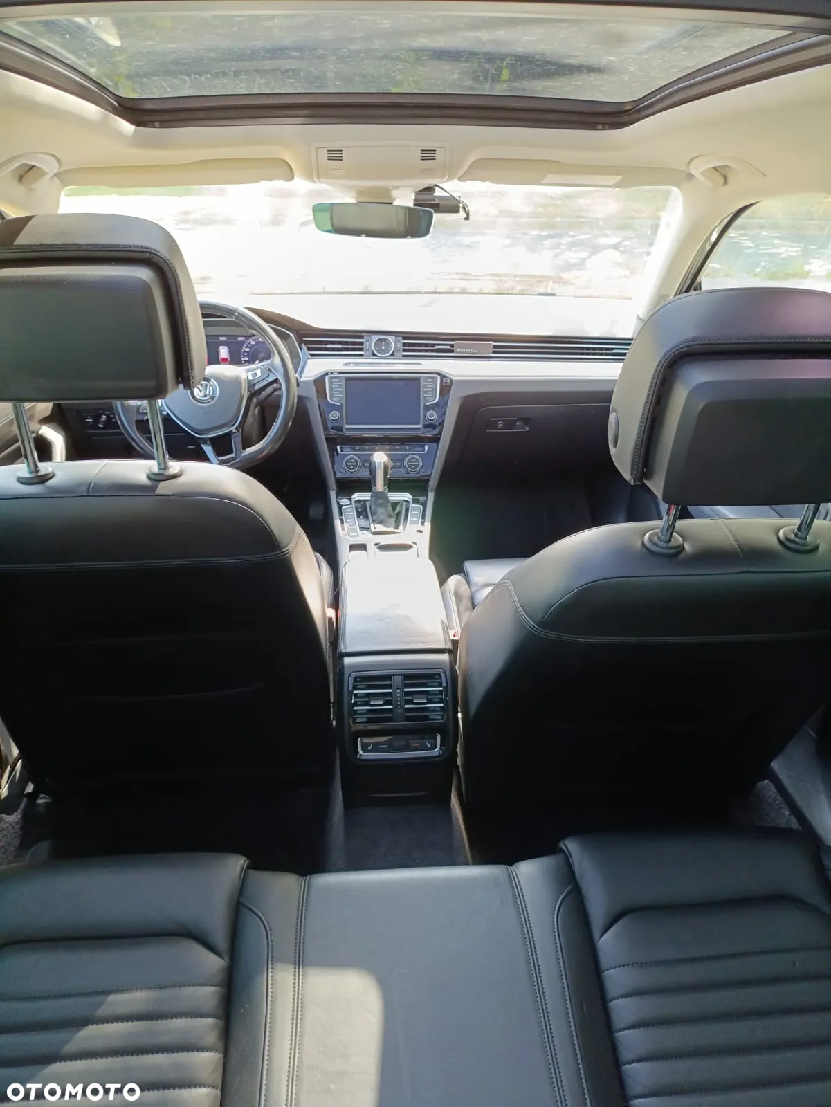 Volkswagen Passat 2.0 TDI 4Mot Elegance DSG - 14