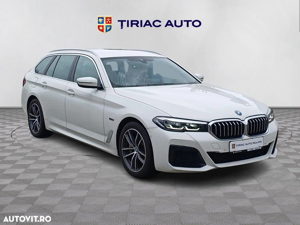 BMW Seria 5 530e xDrive Touring Aut. Luxury Line - 7