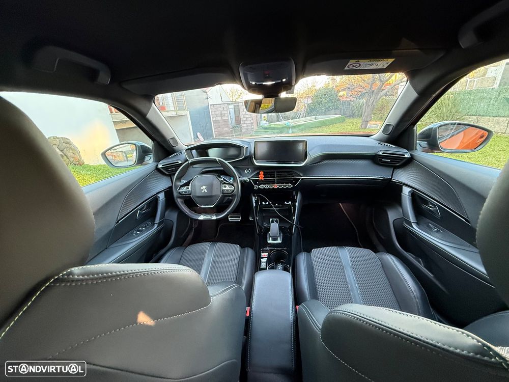 Peugeot e-2008 GT - 6